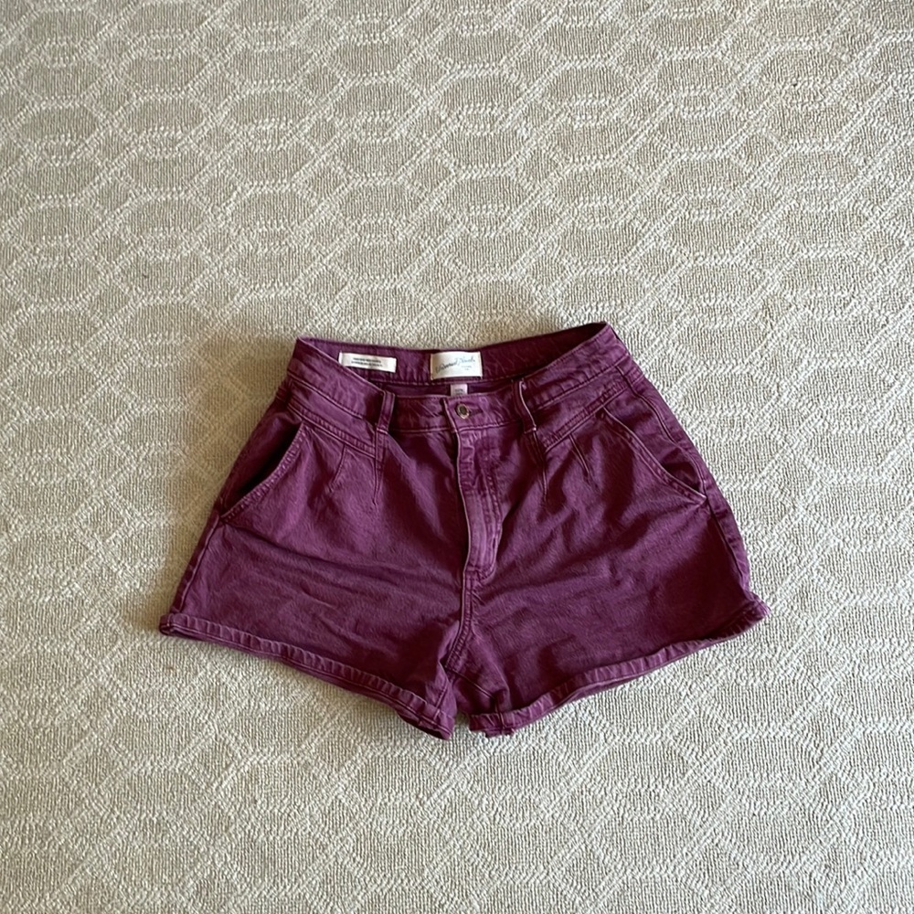 Vintage cut purple shorts